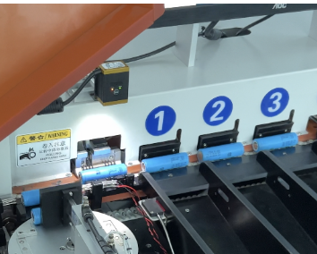 10 Channels High Precision Cylindrical Lithium Ion Battery Sorting Machine Automatic Battery Cell Sorter 0
