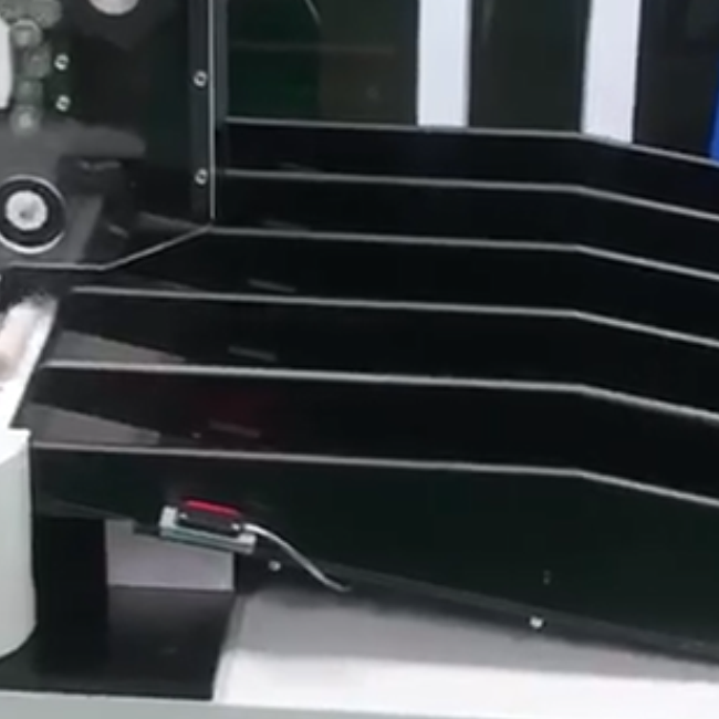 Automatic Lithium Battery Cell Sorting Machine 21700 Cylindrical Universal Type 2